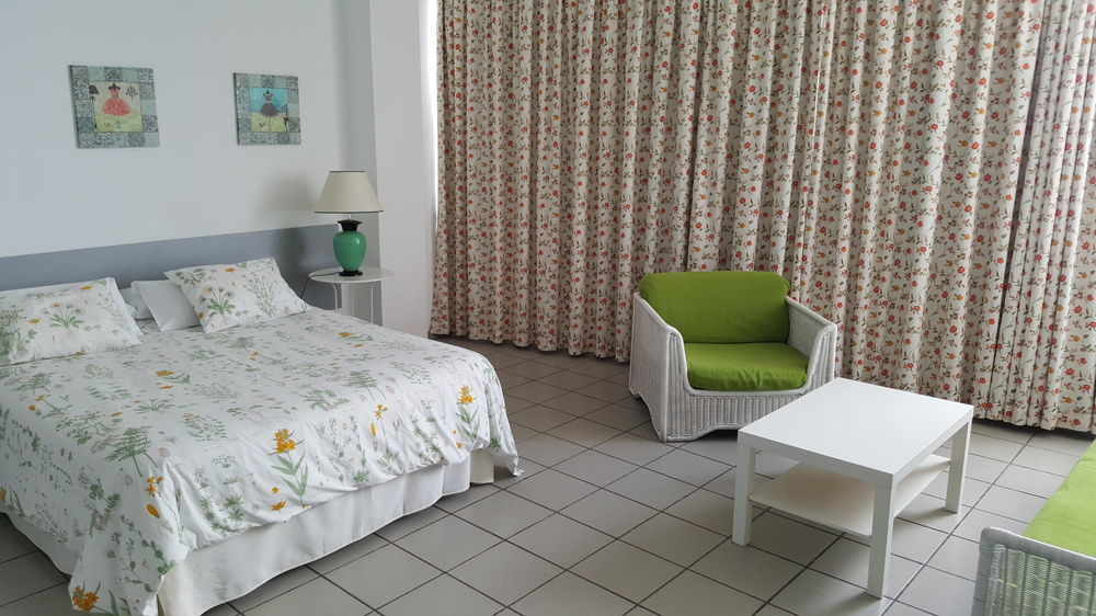Ciw Hostel Pozo Izquierdo Luaran gambar